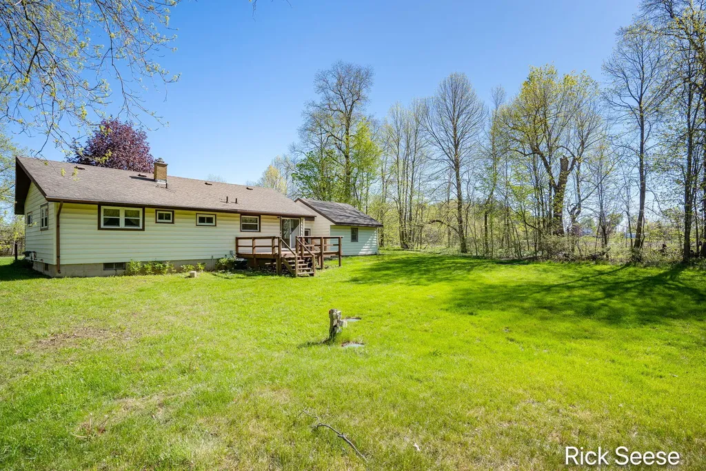 9800 5 Mile Road NE Grattan Township MI 49301