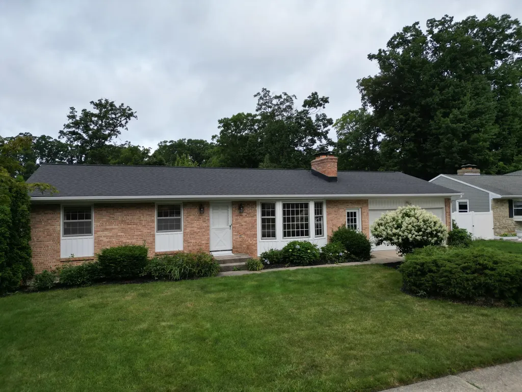4707 SE Bonnie Avenue SE Kentwood City MI 49508