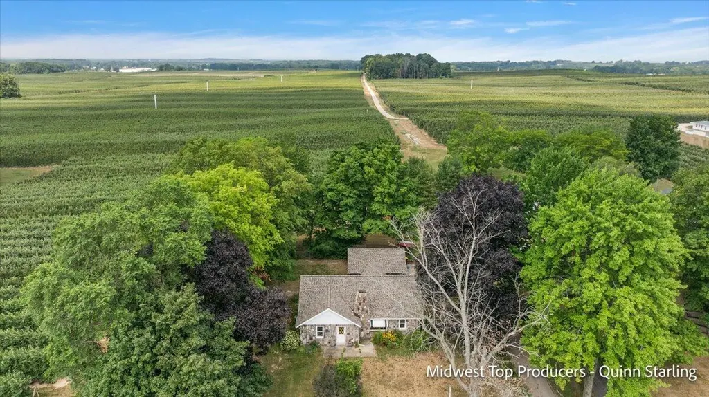 373 N Main Street Casnovia Village MI 49318