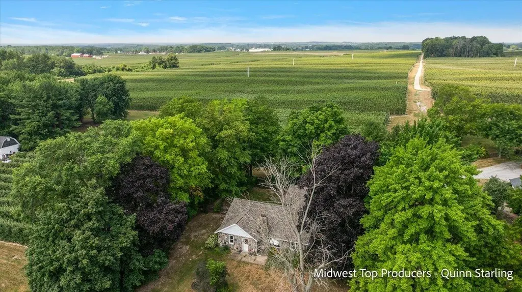 373 N Main Street Casnovia Village MI 49318