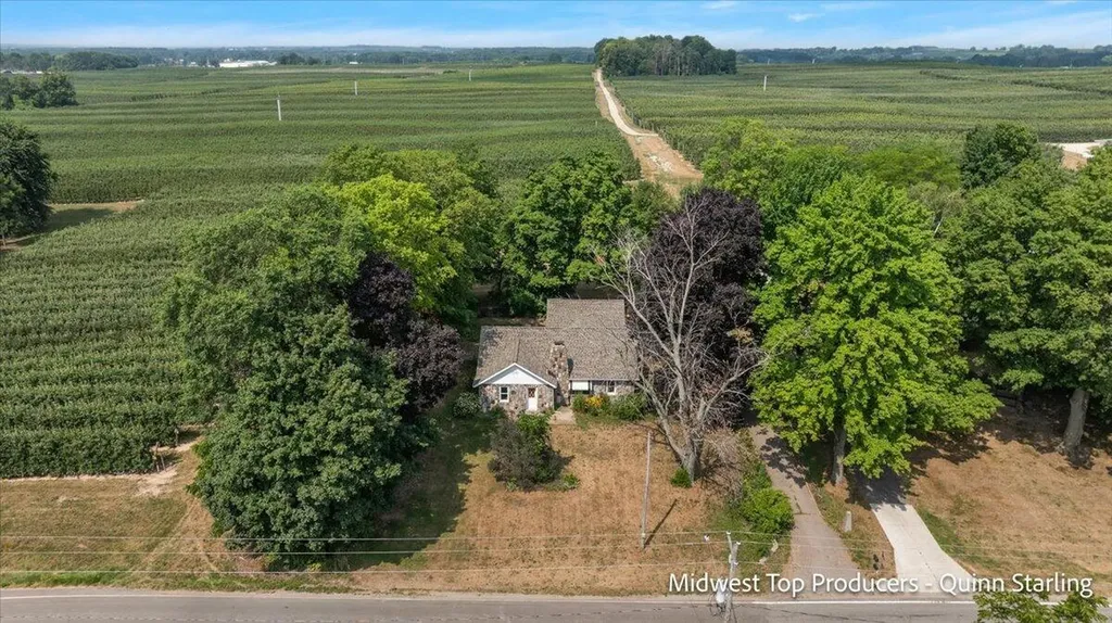 373 N Main Street Casnovia Village MI 49318