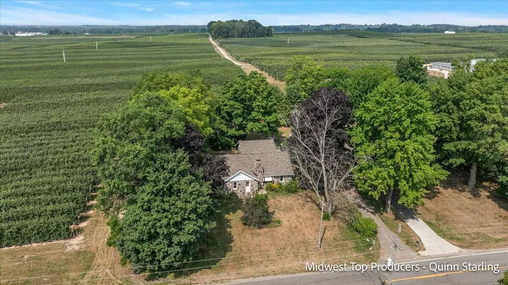 373 N Main Street Casnovia Village MI 49318