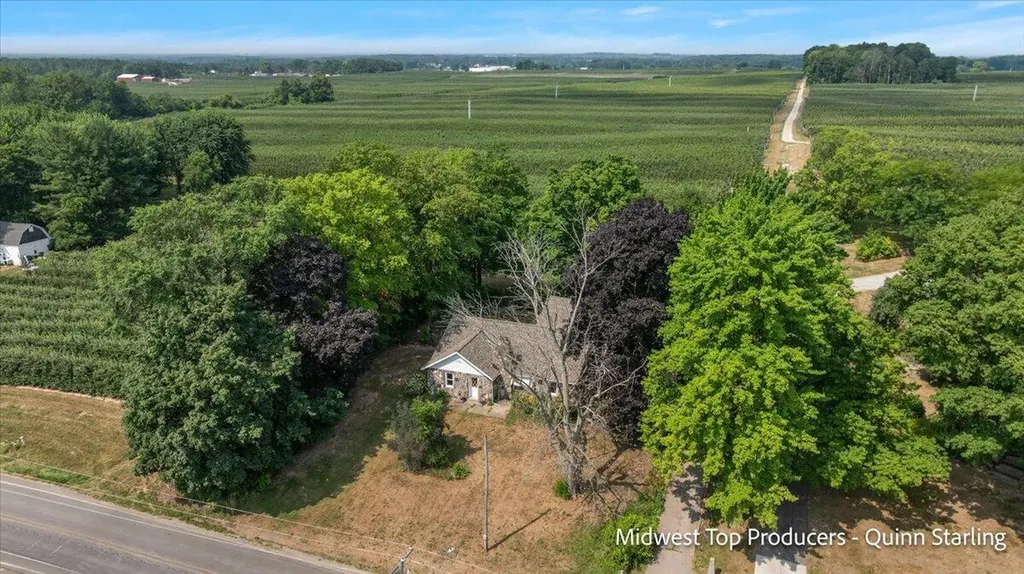 373 N Main Street Casnovia Village MI 49318