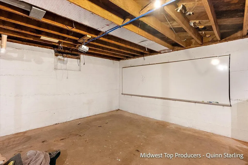 373 N Main Street Casnovia Village MI 49318