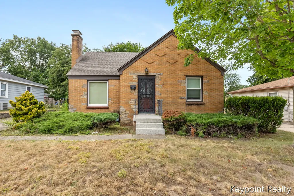 2027 Greenfield Avenue SW Wyoming City MI 49519