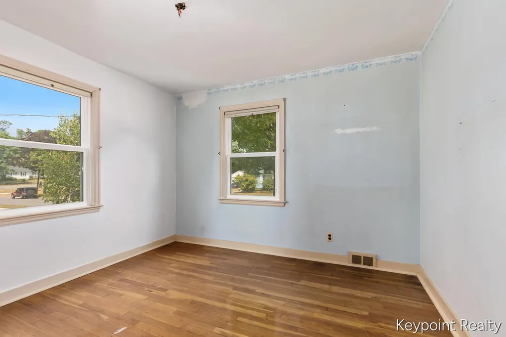 2027 Greenfield Avenue SW Wyoming City MI 49519