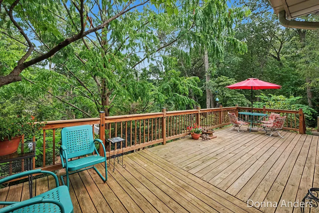 4872 Oakway Court NE Plainfield Charter Township MI 49525