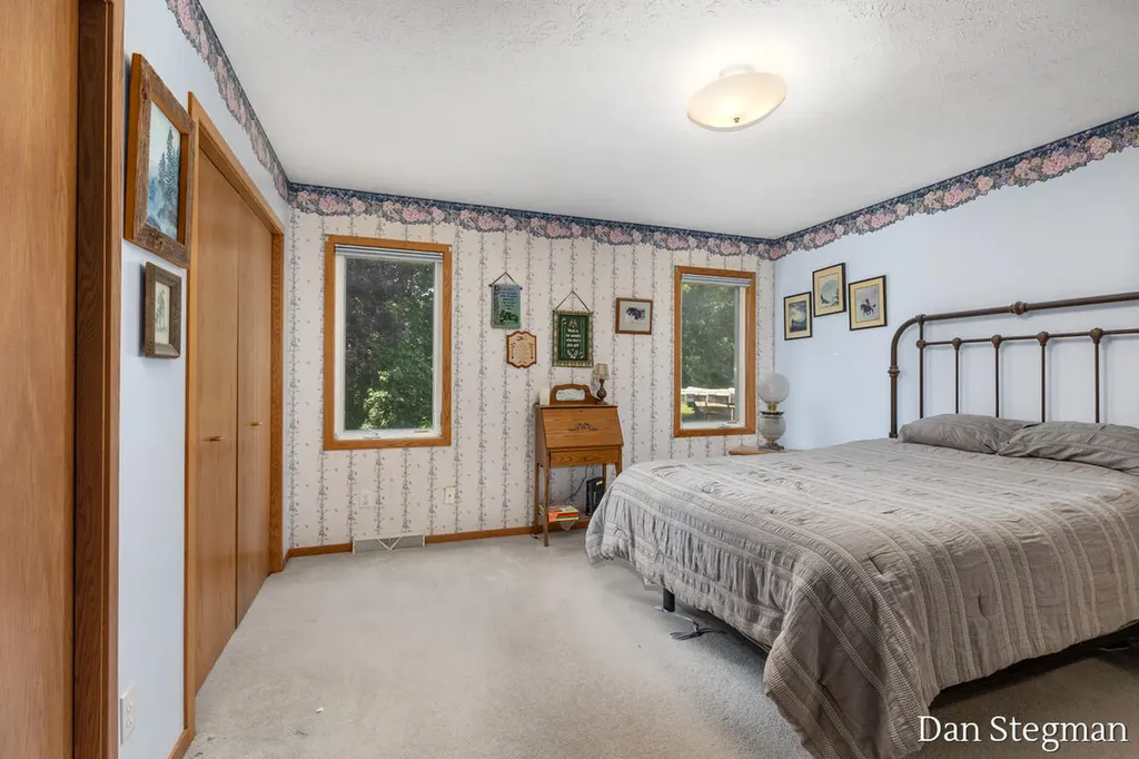 1421 Hollow Ridge Drive NE Rockford City MI 49341