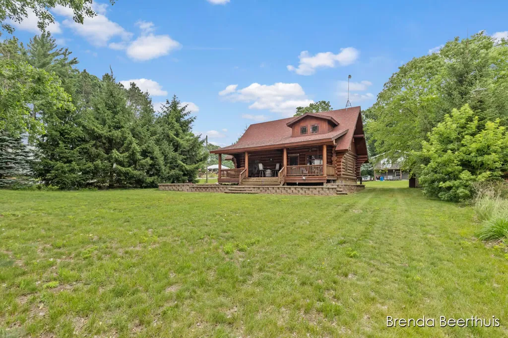 2618 N Mundy Avenue Unknown City MI 49349