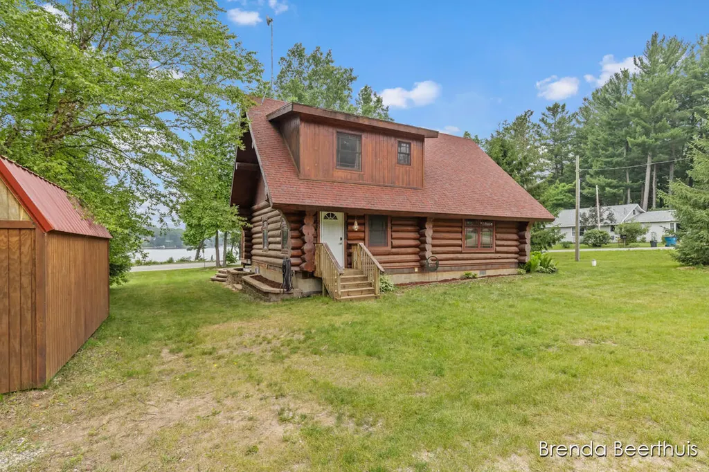 2618 N Mundy Avenue Unknown City MI 49349