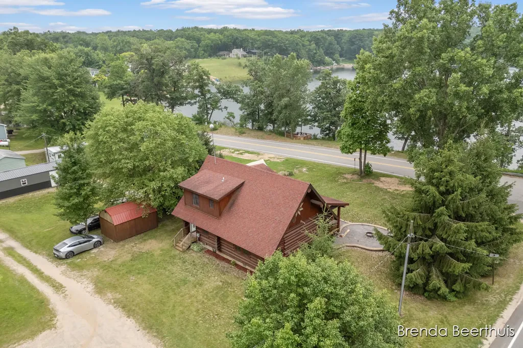 2618 N Mundy Avenue Unknown City MI 49349