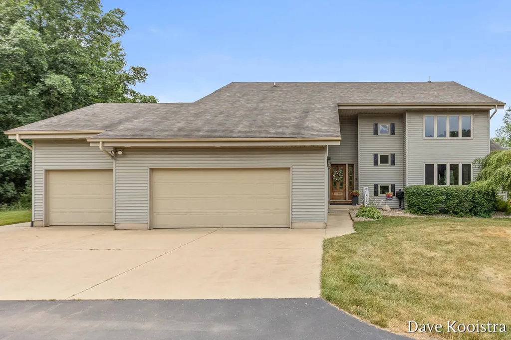 2285 Yeckley Road Rutland Charter Township MI 49058