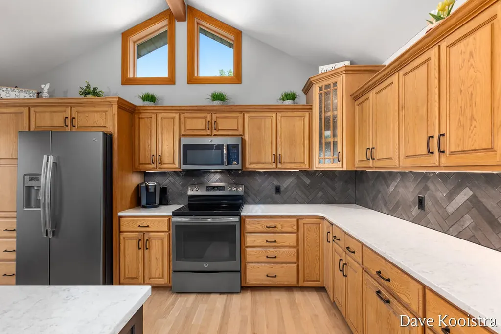 2285 Yeckley Road Rutland Charter Township MI 49058