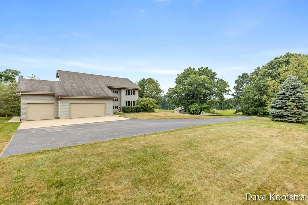 2285 Yeckley Road Rutland Charter Township MI 49058