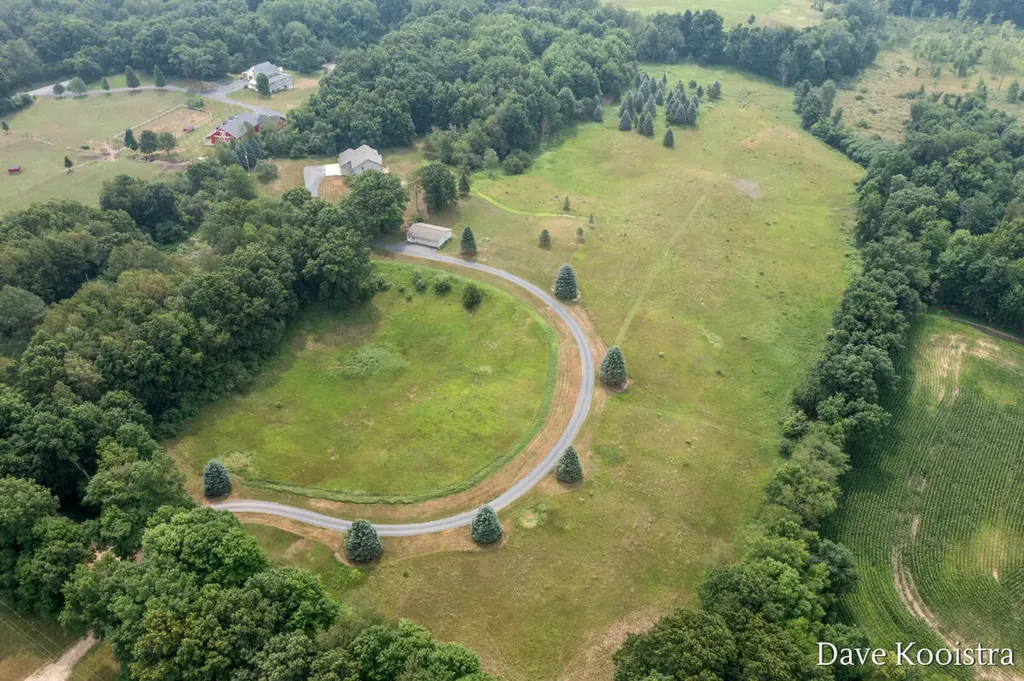 2285 Yeckley Road Rutland Charter Township MI 49058