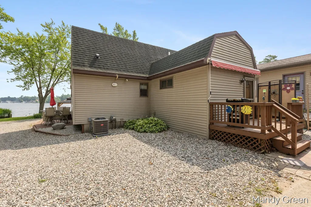2858 Hall Street Orleans Township MI 48865
