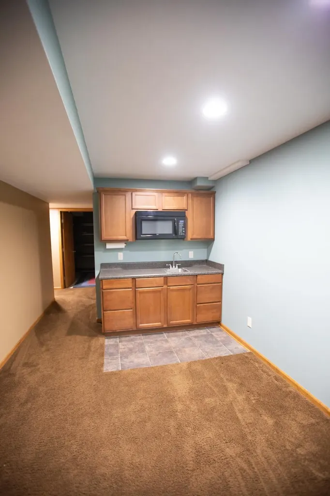 2172 Wildfield Drive NE Grand Rapids City MI 49505