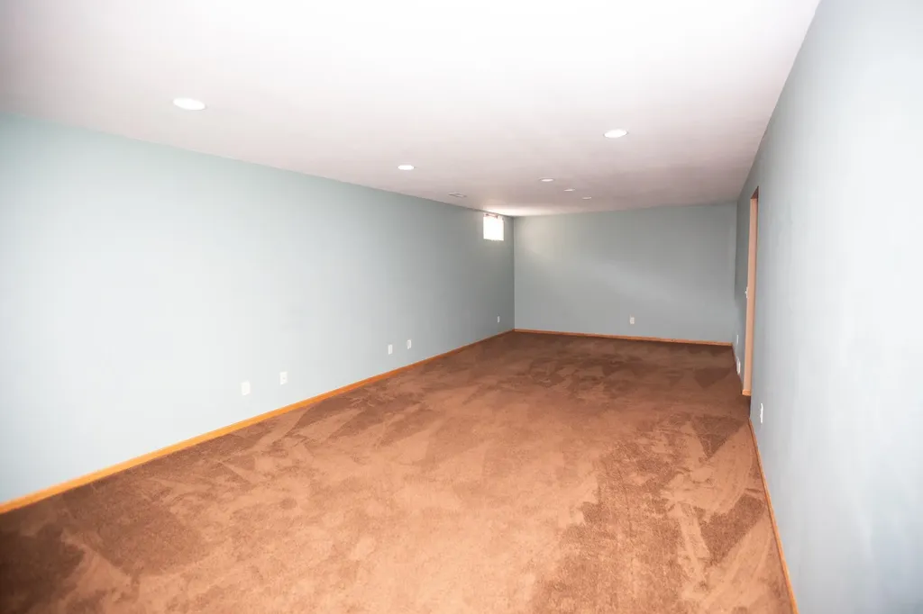 2172 Wildfield Drive NE Grand Rapids City MI 49505