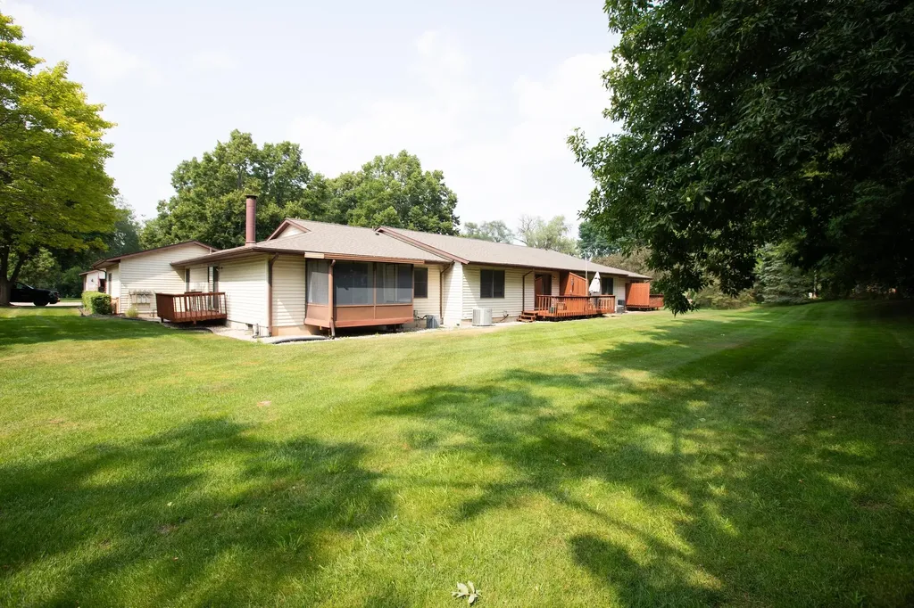 2172 Wildfield Drive NE Grand Rapids City MI 49505