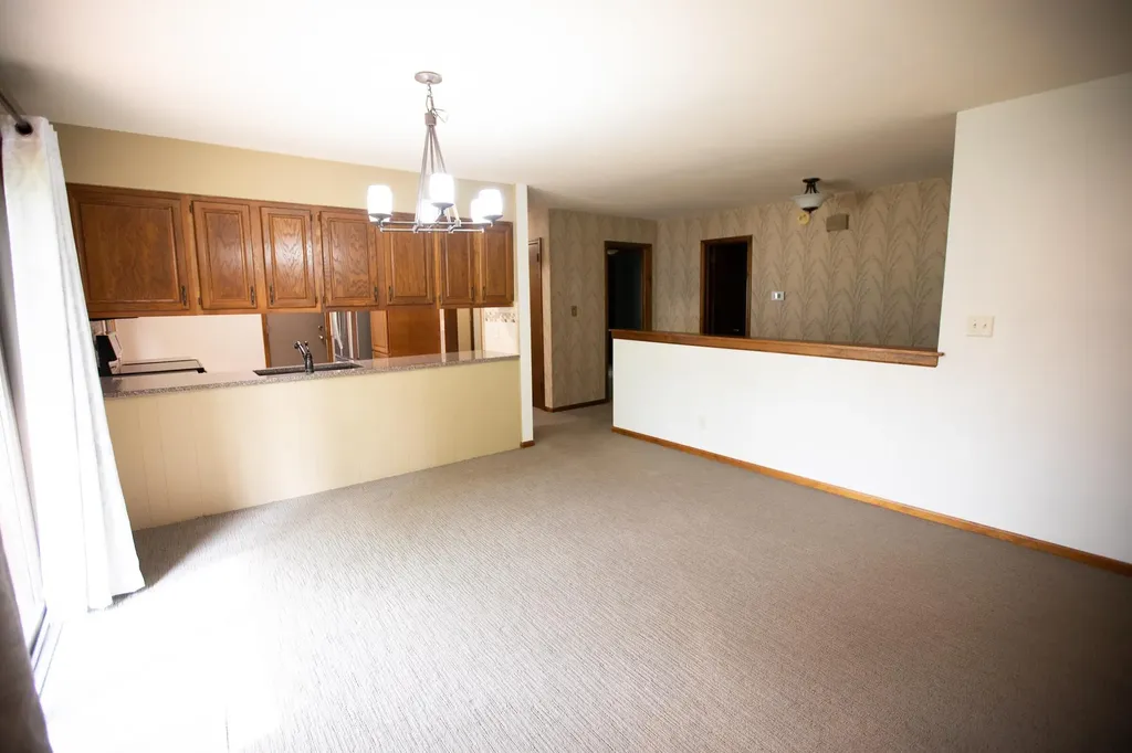 2172 Wildfield Drive NE Grand Rapids City MI 49505