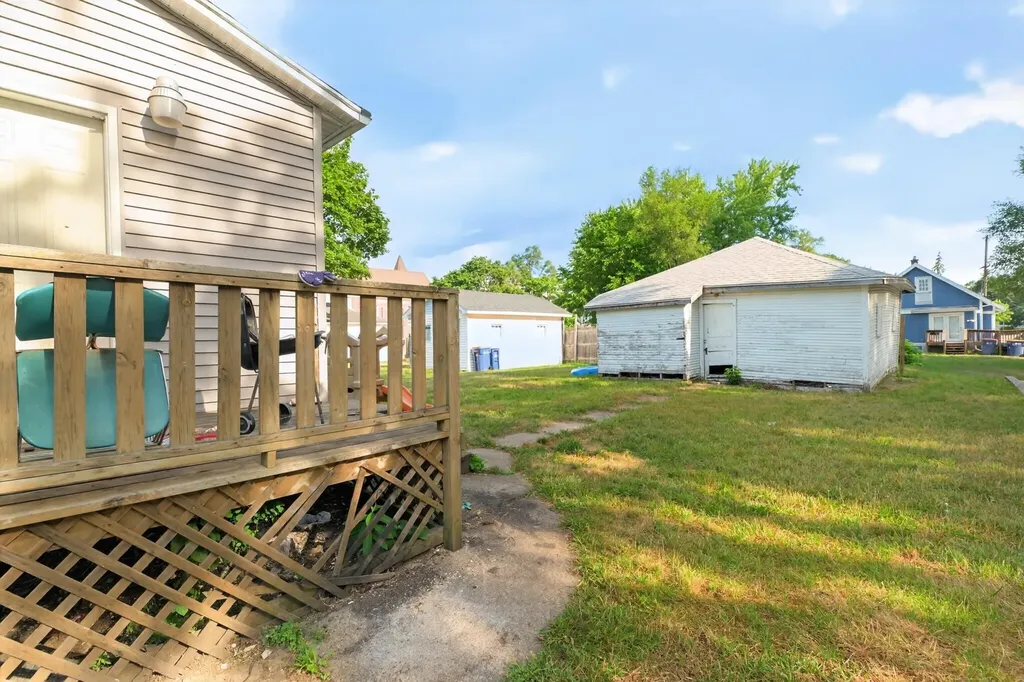 1043 Oakdale Street SE Grand Rapids City MI 49507