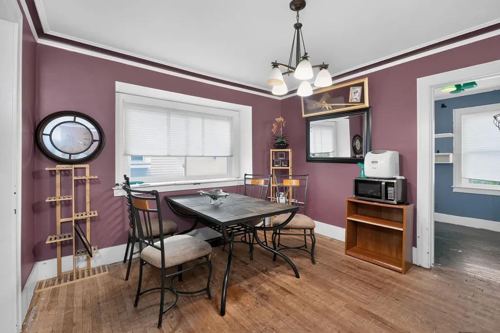 1043 Oakdale Street SE Grand Rapids City MI 49507