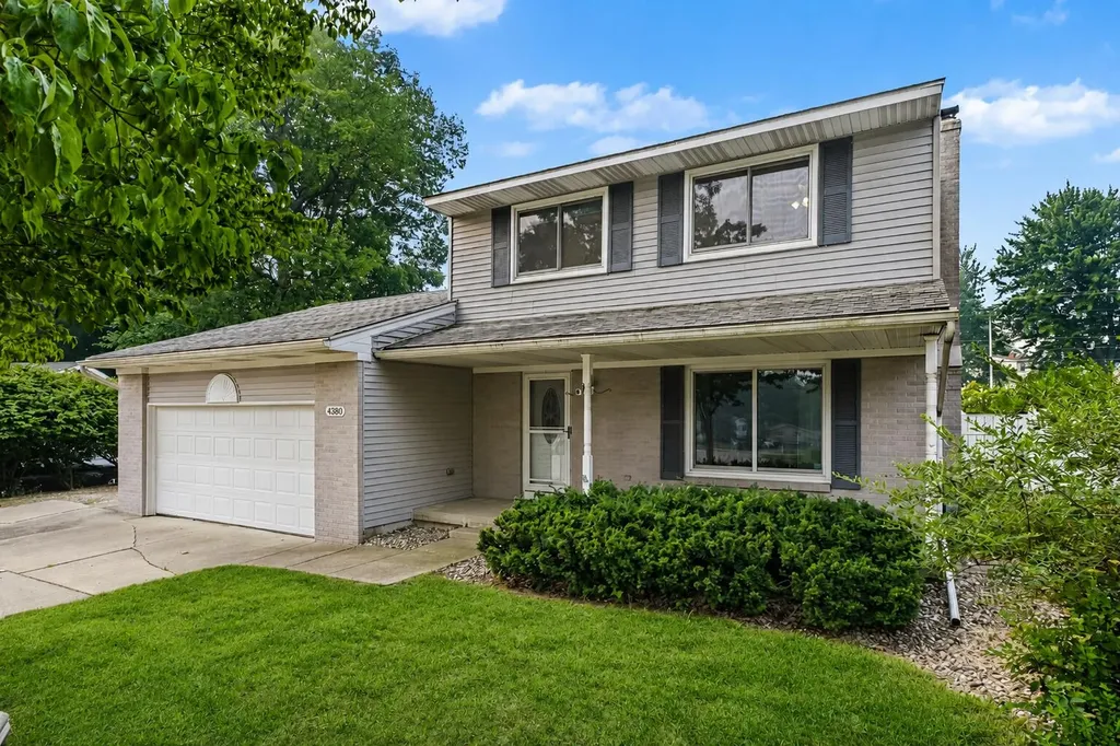 4380 Knickerbocker Court SW Wyoming City MI 49519