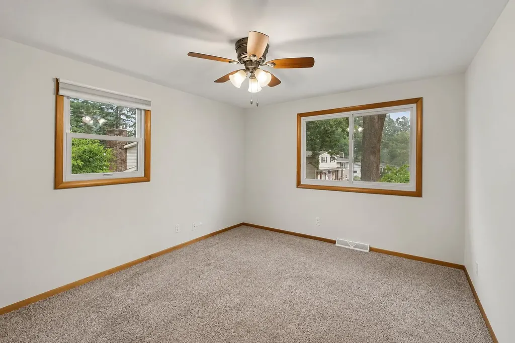4380 Knickerbocker Court SW Wyoming City MI 49519