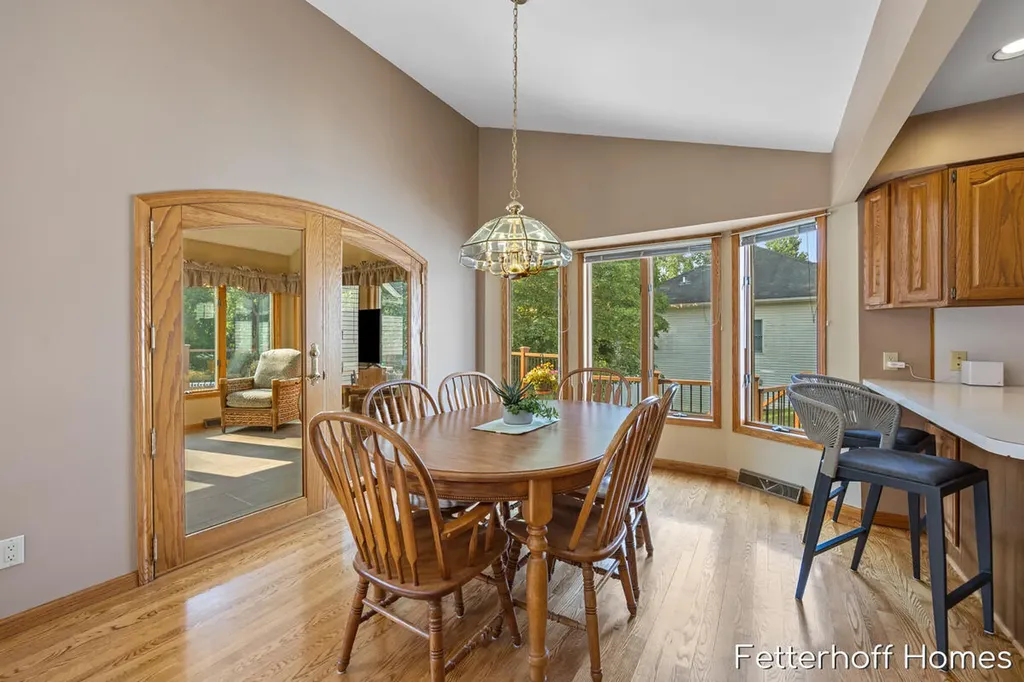 1900 Cherry Run Drive NW Grand Rapids City MI 49504