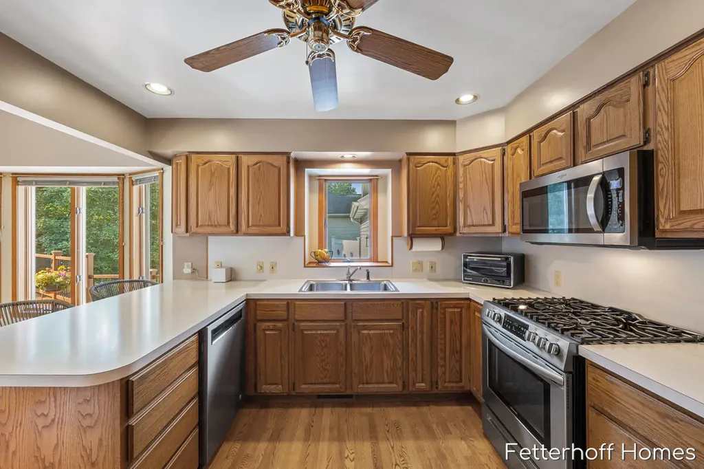 1900 Cherry Run Drive NW Grand Rapids City MI 49504