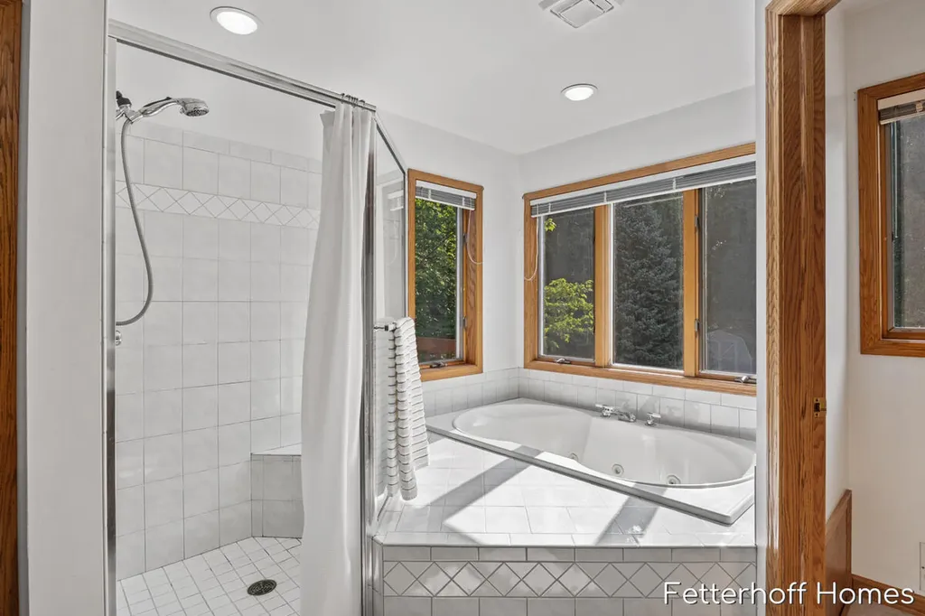 1900 Cherry Run Drive NW Grand Rapids City MI 49504