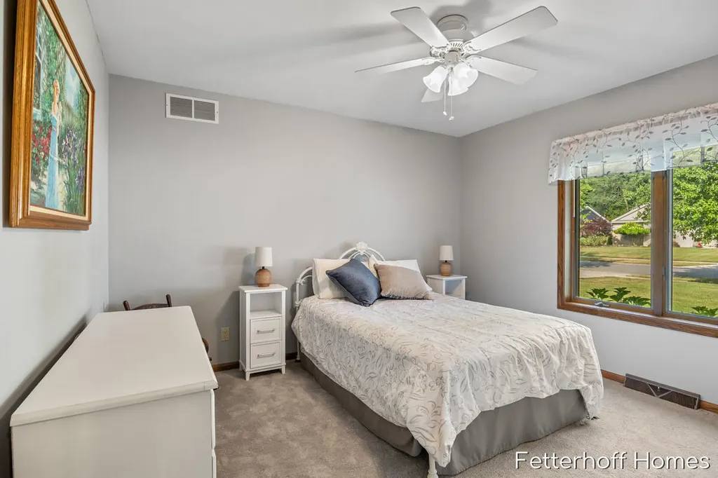 1900 Cherry Run Drive NW Grand Rapids City MI 49504