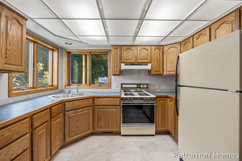 1900 Cherry Run Drive NW Grand Rapids City MI 49504