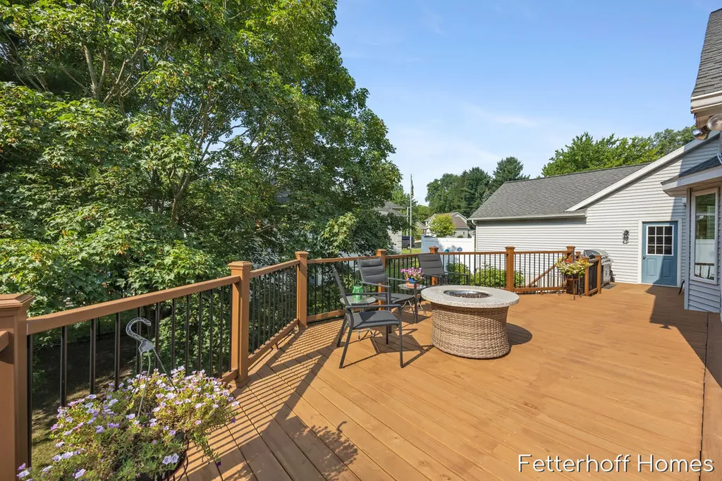 1900 Cherry Run Drive NW Grand Rapids City MI 49504