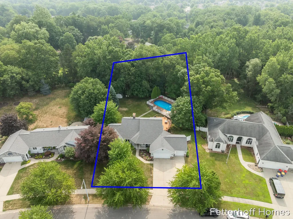 1900 Cherry Run Drive NW Grand Rapids City MI 49504