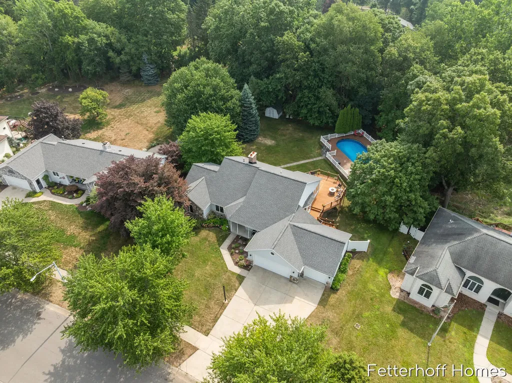 1900 Cherry Run Drive NW Grand Rapids City MI 49504