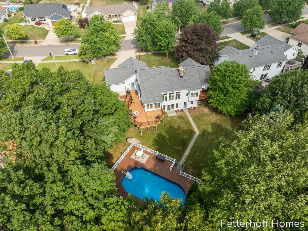 1900 Cherry Run Drive NW Grand Rapids City MI 49504