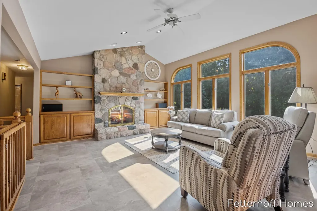 1900 Cherry Run Drive NW Grand Rapids City MI 49504
