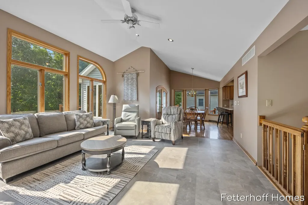 1900 Cherry Run Drive NW Grand Rapids City MI 49504