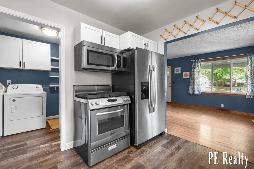 3762 Mallory Avenue SW Wyoming City MI 49519
