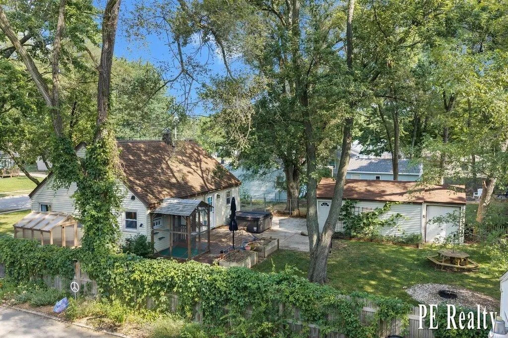 3762 Mallory Avenue SW Wyoming City MI 49519