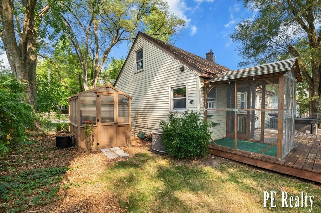 3762 Mallory Avenue SW Wyoming City MI 49519