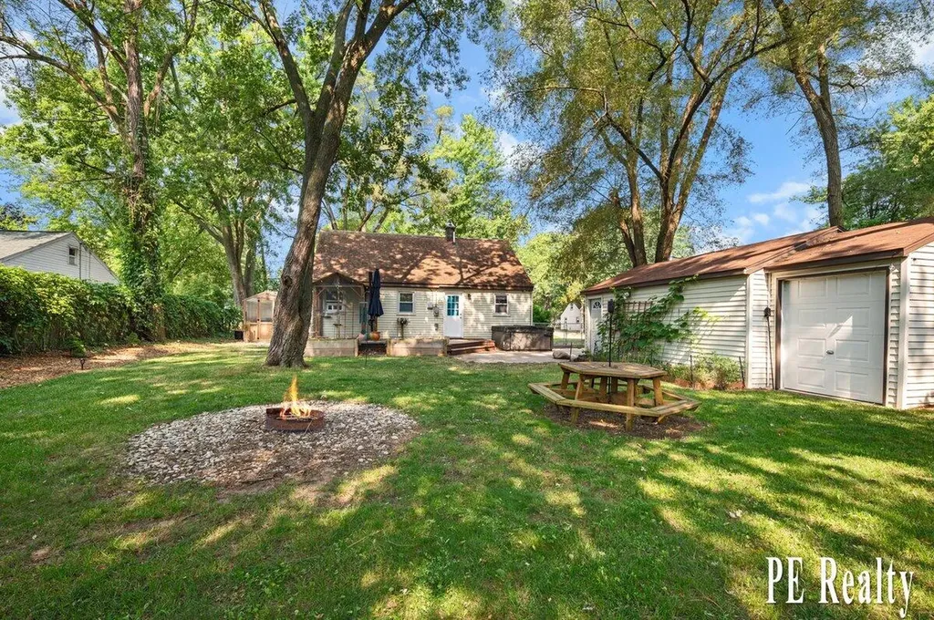 3762 Mallory Avenue SW Wyoming City MI 49519