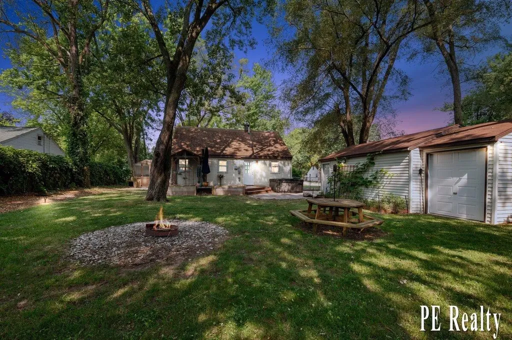 3762 Mallory Avenue SW Wyoming City MI 49519