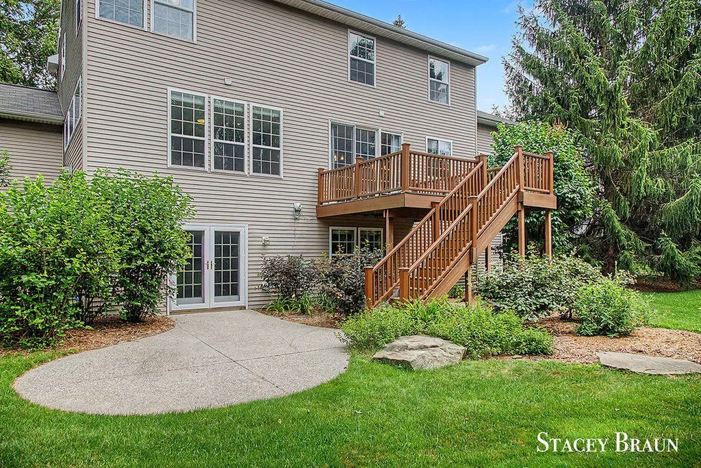 5420 Clemwood Court SE Ada Township MI 49301