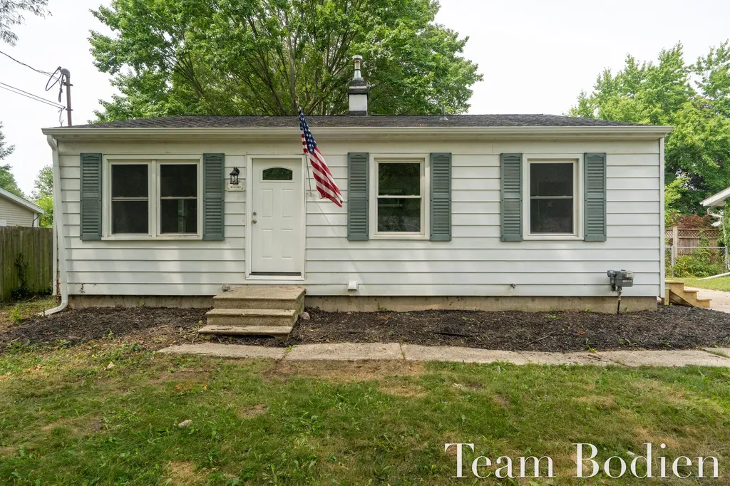 5526 Bedford Street Portage City MI 49002