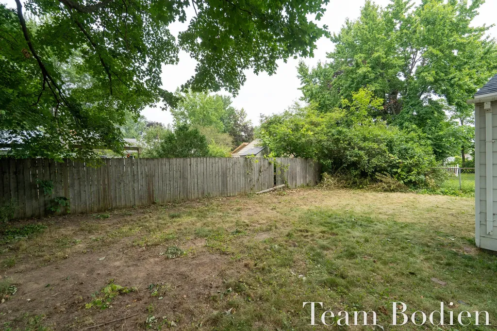5526 Bedford Street Portage City MI 49002