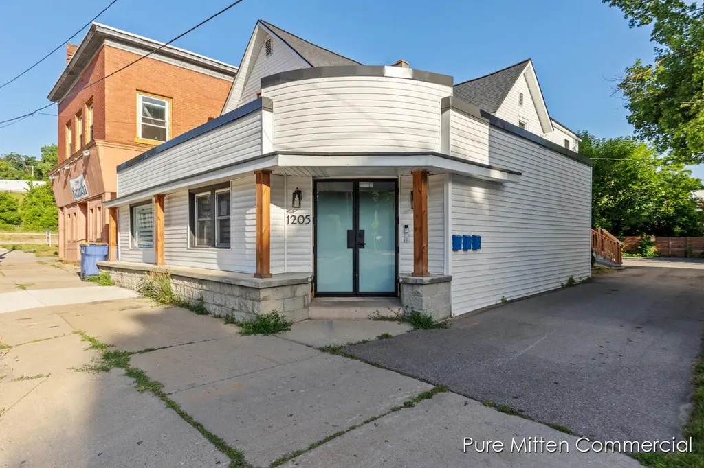 1205 Bridge Street NW Grand Rapids City MI 49504