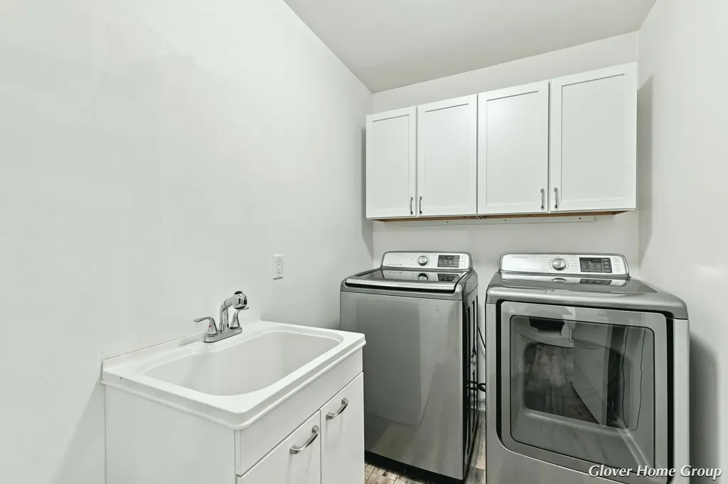 2511 Mcintosh Avenue NE Grand Rapids Charter Township MI 49525