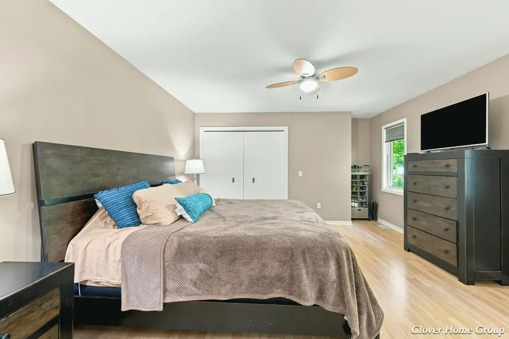 2511 Mcintosh Avenue NE Grand Rapids Charter Township MI 49525